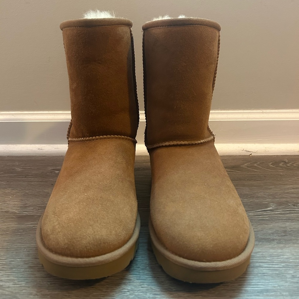 UGG Women’s Size 9 Boots